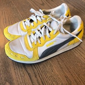 Vintage Yellow Puma Sneakers - Women's size 7